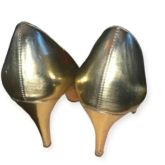 JLO Maya gold peep toe heels - Picture 3 of 5